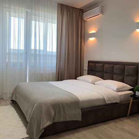 Святобор Lux Apartments เคียฟ ภายนอก รูปภาพ